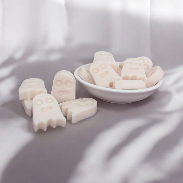 Mini Ghosts Wax Melts.